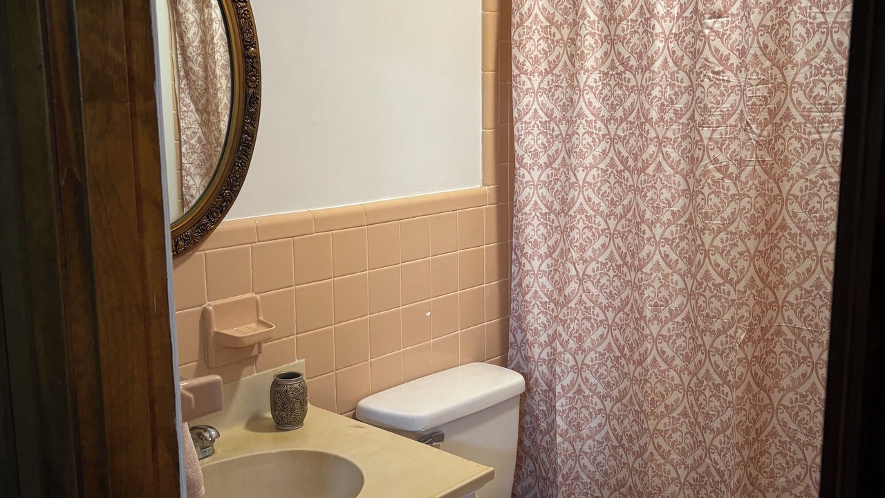 Photo of Bathroom in Rutherfordton