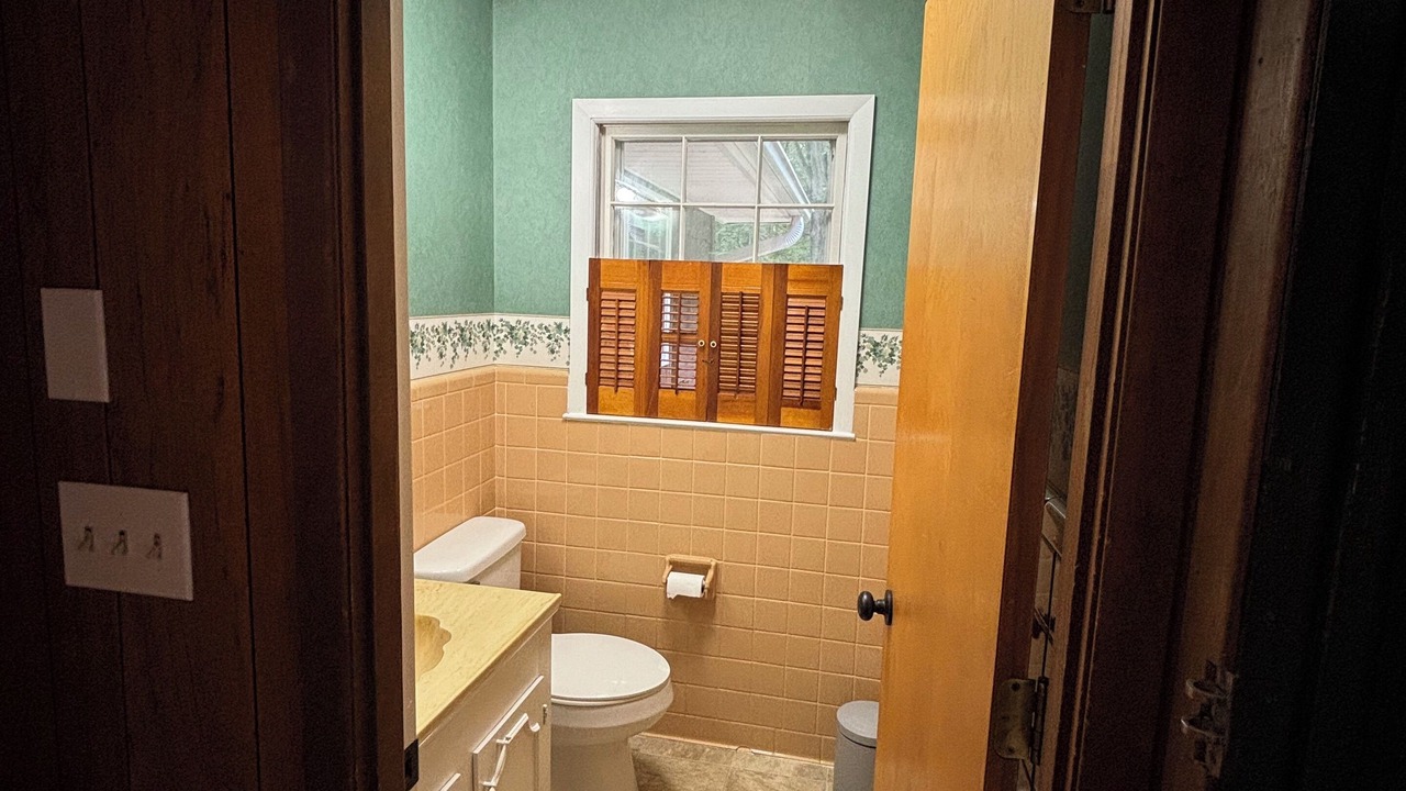 Photo of Bathroom in Rutherfordton