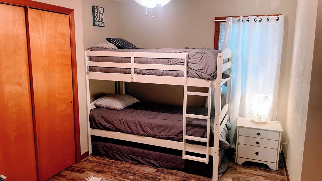 Photo of Bedroom in Wanchese