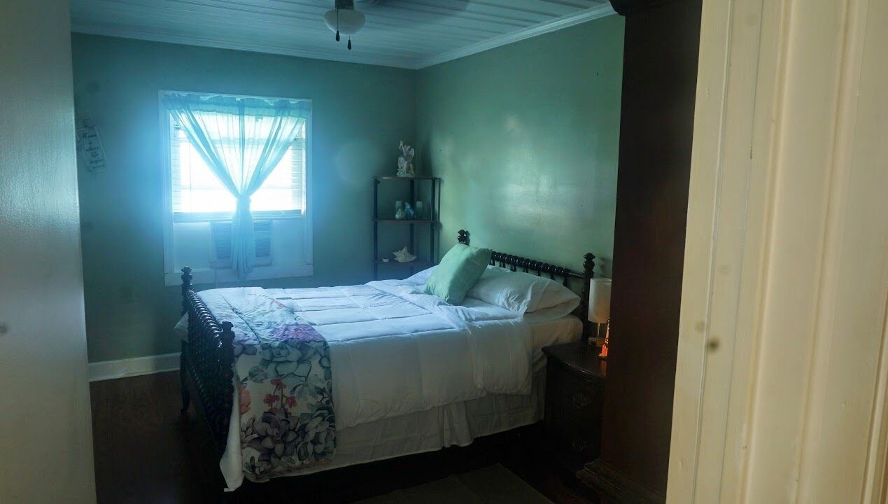 Photo of Bedroom in Durants Neck