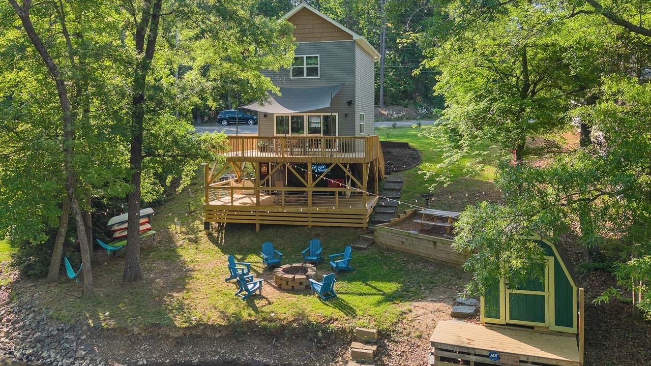 Photo of Outdoor in Southmont