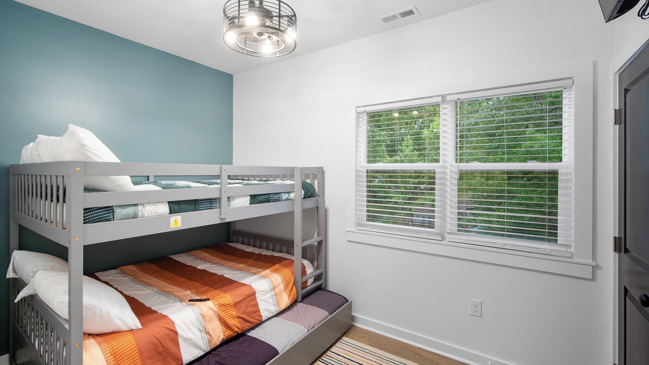 Photo of Bedroom in Southmont