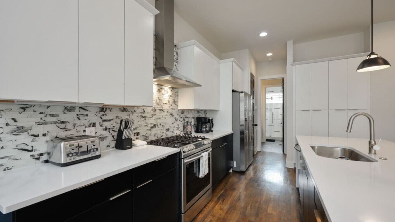 Photo of Kitchen in Hadley - Washington
