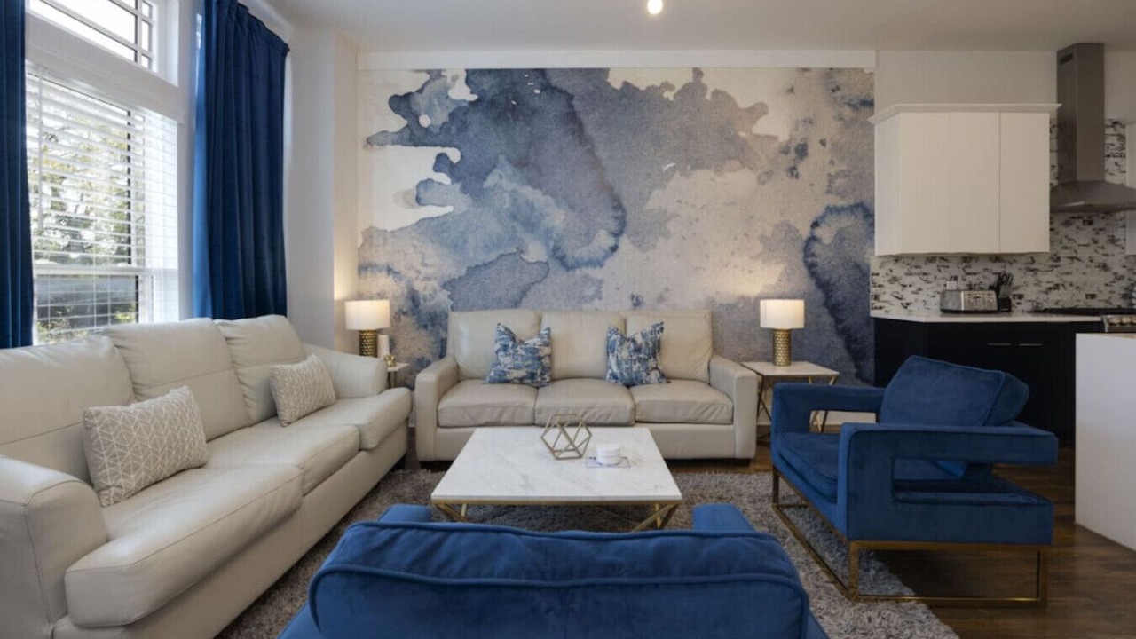 Photo of Livingroom in Hadley - Washington