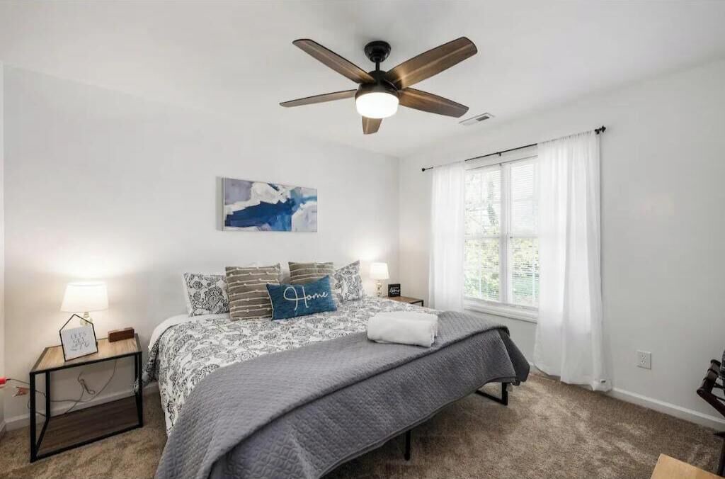 Photo of Bedroom in Downtown