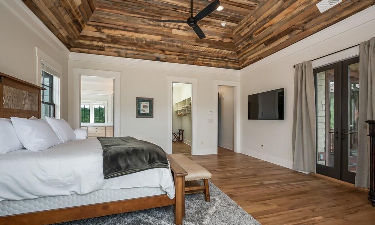 Photo of Bedroom in Mill Spring