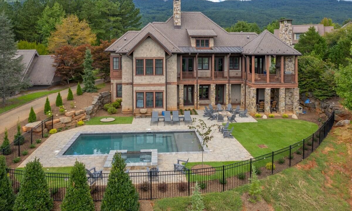 Photo of Outdoor in Mill Spring
