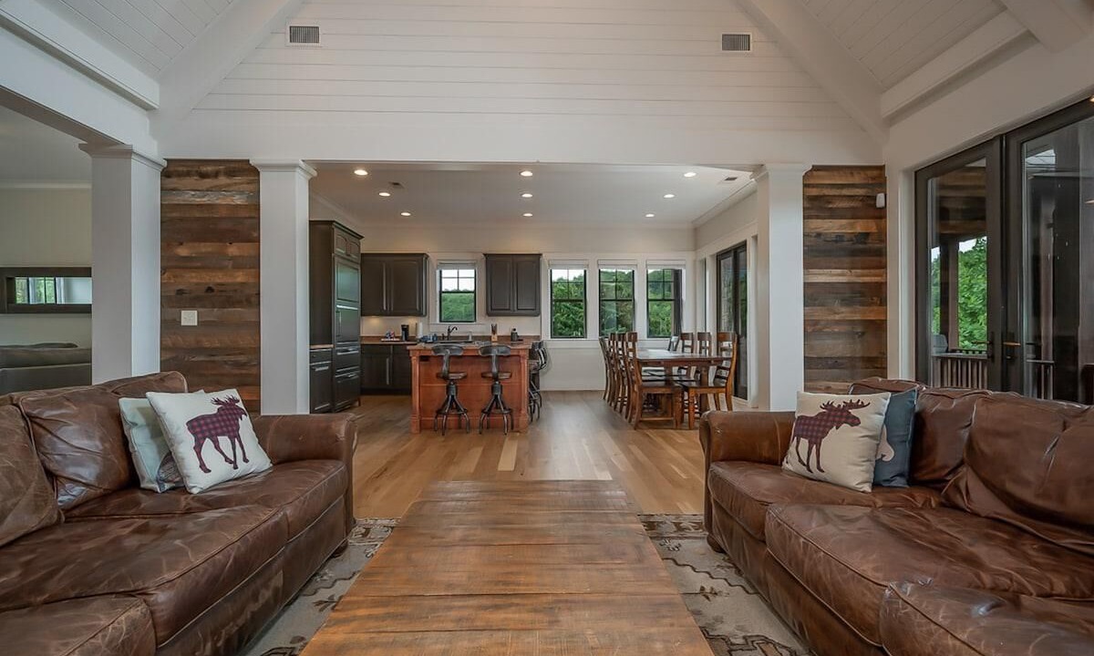 Photo of Livingroom in Mill Spring