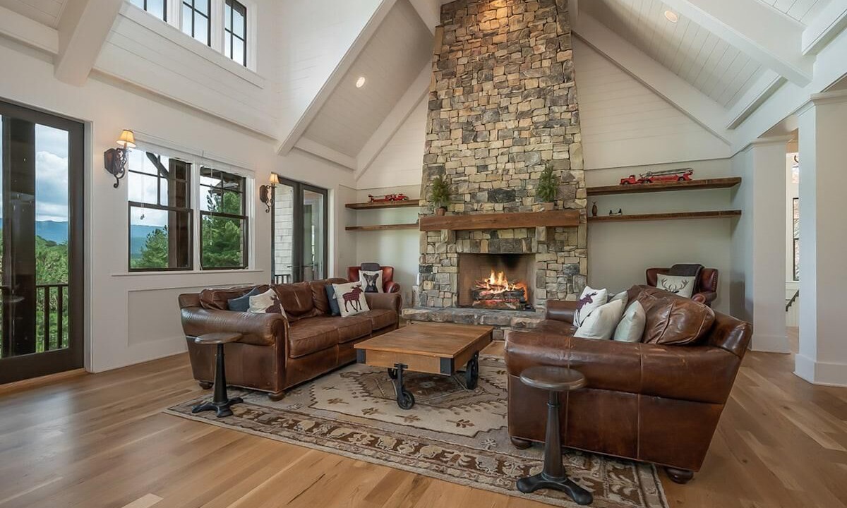 Photo of Livingroom in Mill Spring