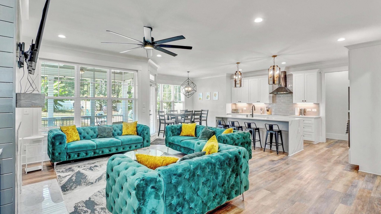 Photo of Livingroom in McCain