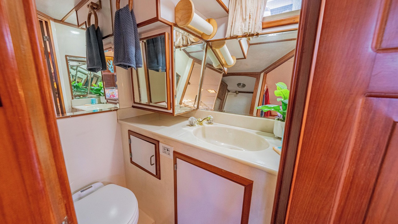 Photo of Bathroom in Manteo