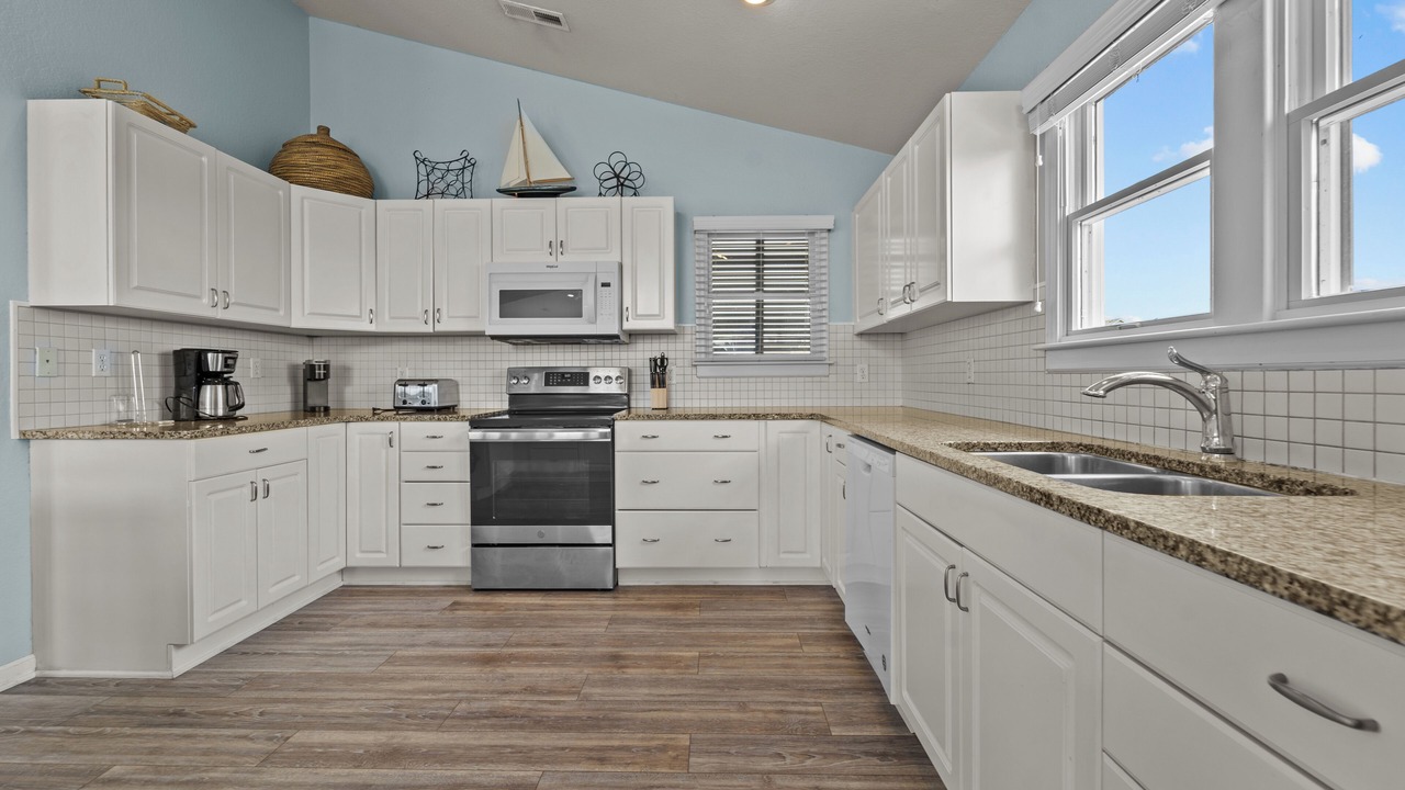 Photo of Kitchen in Carova Beach