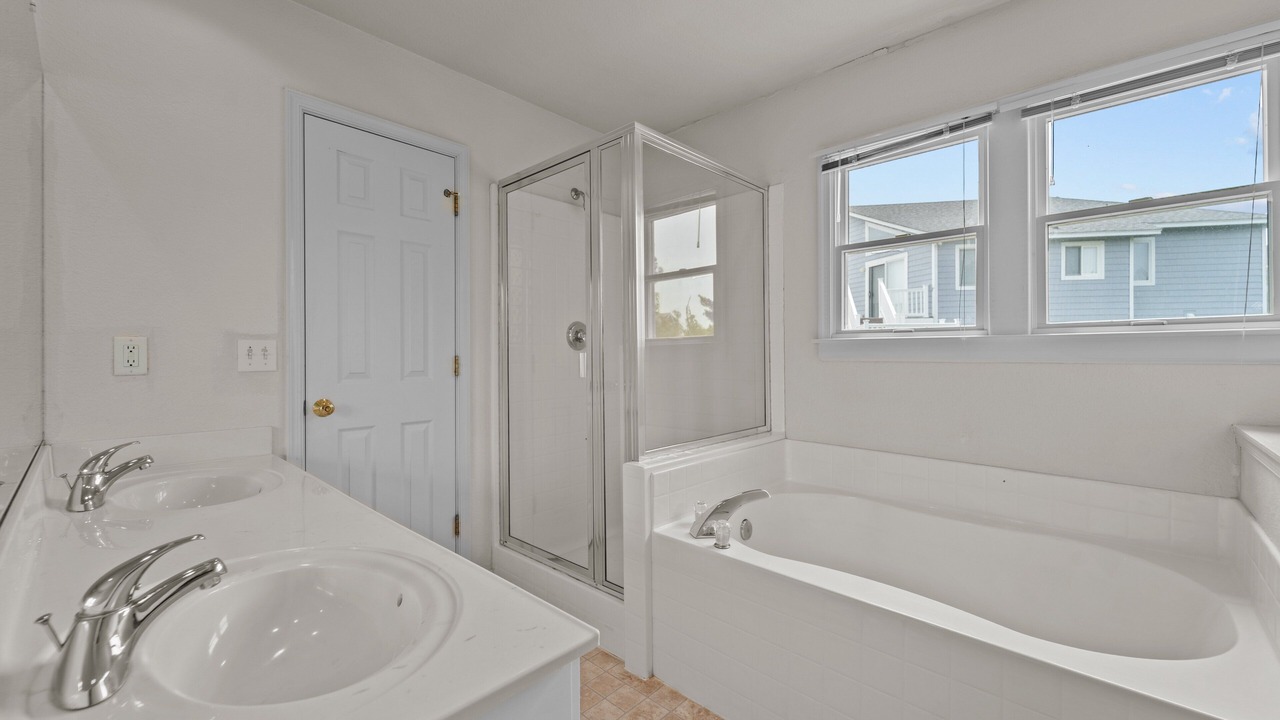 Photo of Bathroom in Carova Beach