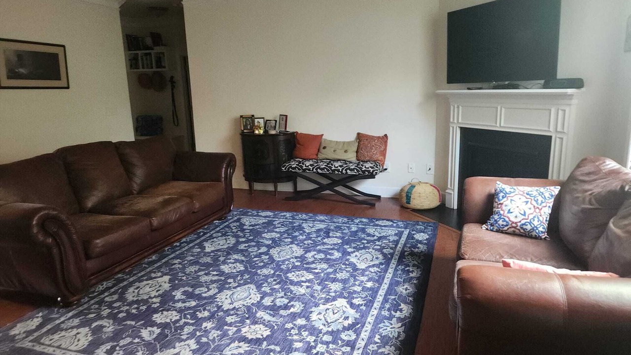 Photo of Livingroom in Burlington