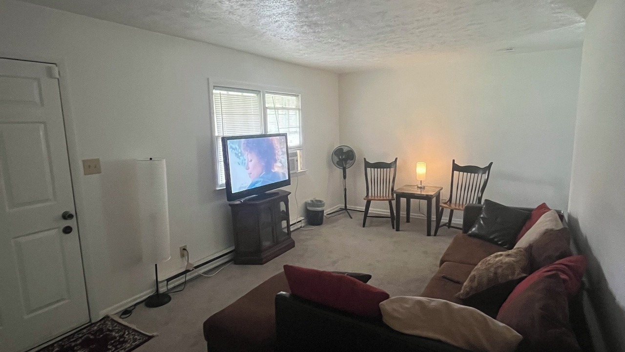Photo of Livingroom in South View