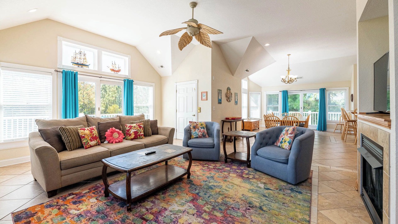 Photo of Bedroom in Corolla Village