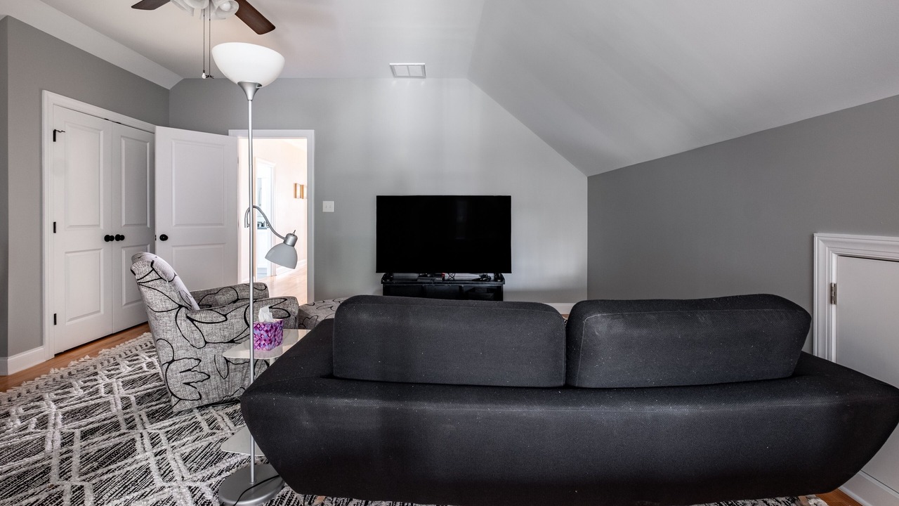 Photo of Bedroom in Five Points East