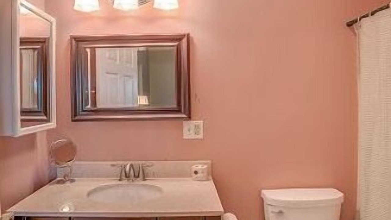 Photo of Bedroom in Saluda