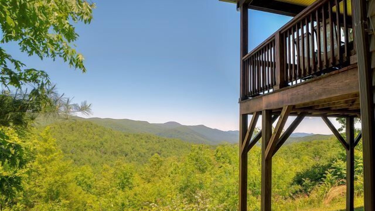 Photo of Others in Saluda