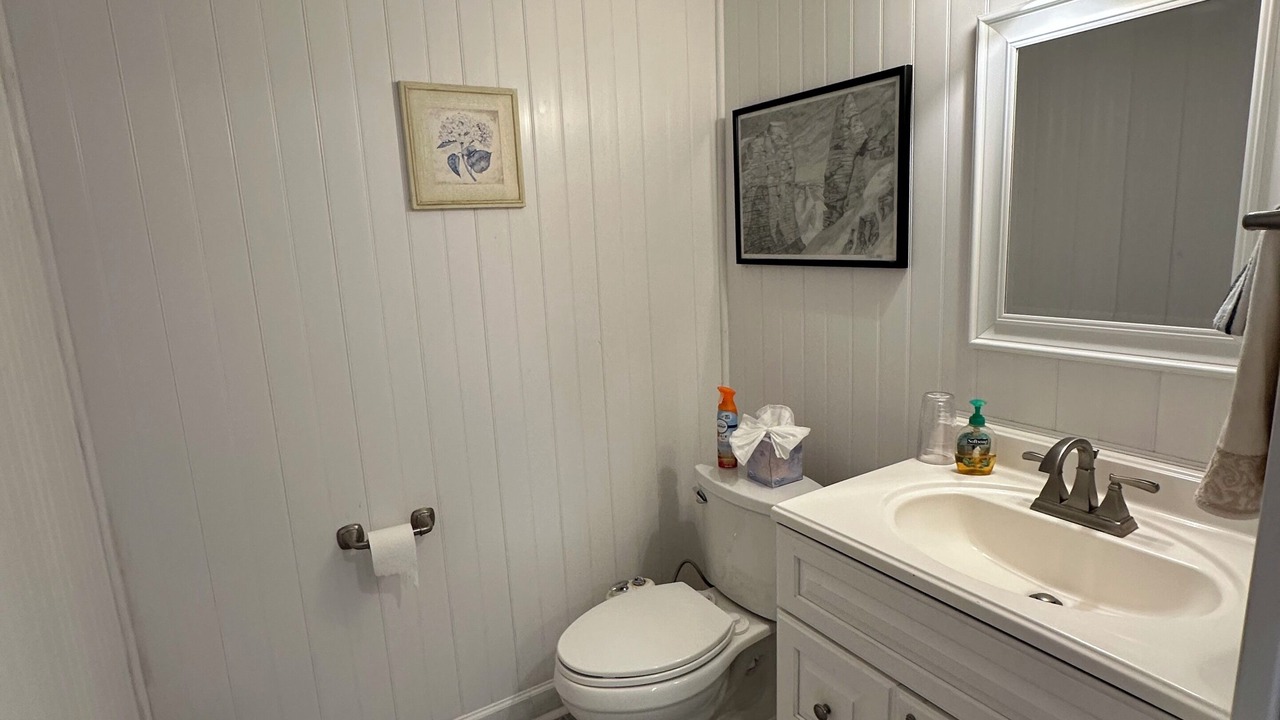 Photo of Bathroom in Mayhew