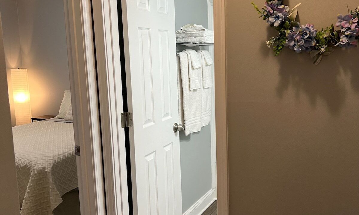 Photo of Bedroom in Piney Green
