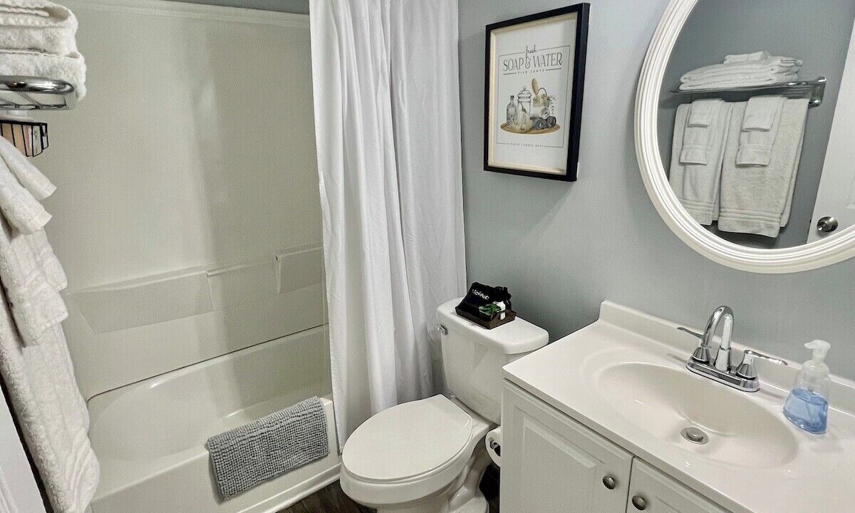 Photo of Bathroom in Piney Green