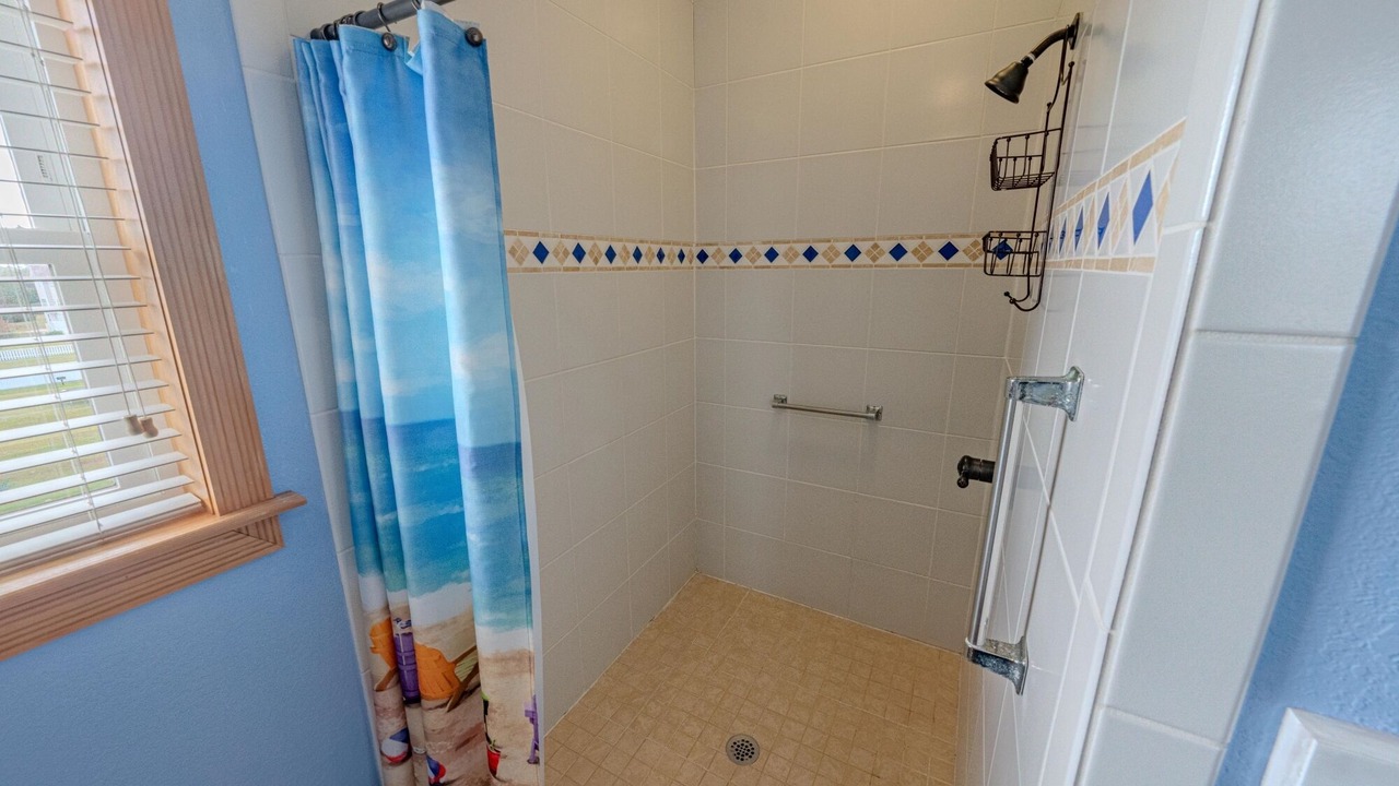 Photo of Bathroom in Wind Over Waves