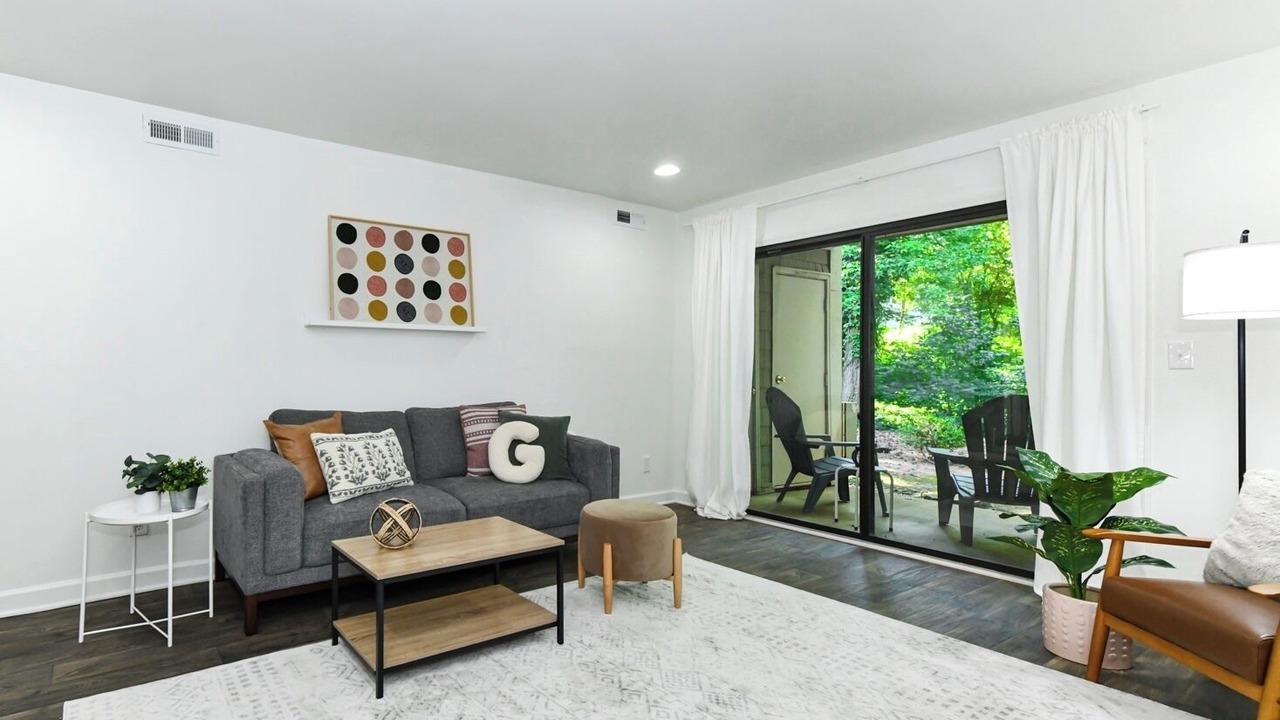 Photo of Livingroom in Green Valley