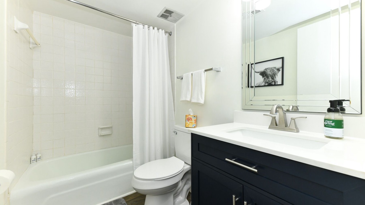 Photo of Bathroom in Green Valley