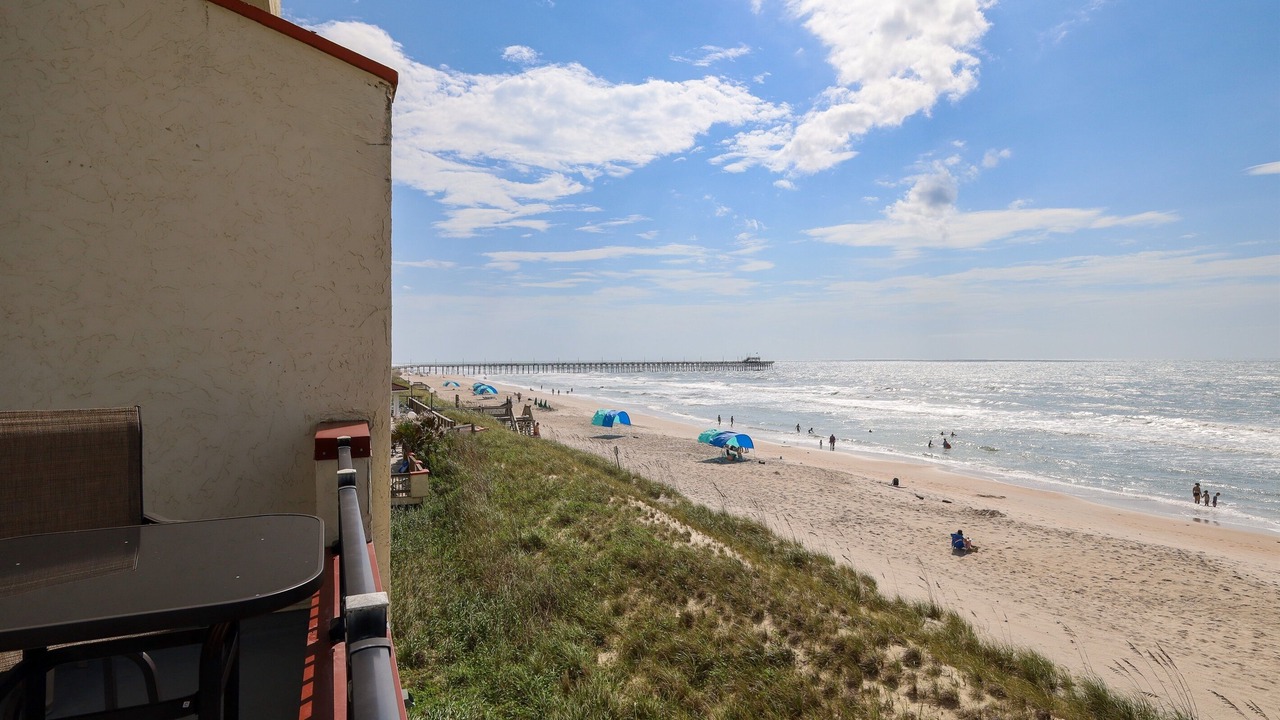Photo of Patio Balcony in North Topsail Beach