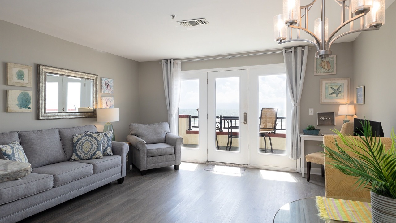 Photo of Livingroom in North Topsail Beach