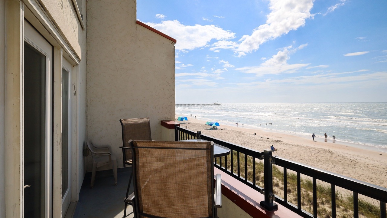 Photo of Patio Balcony in North Topsail Beach
