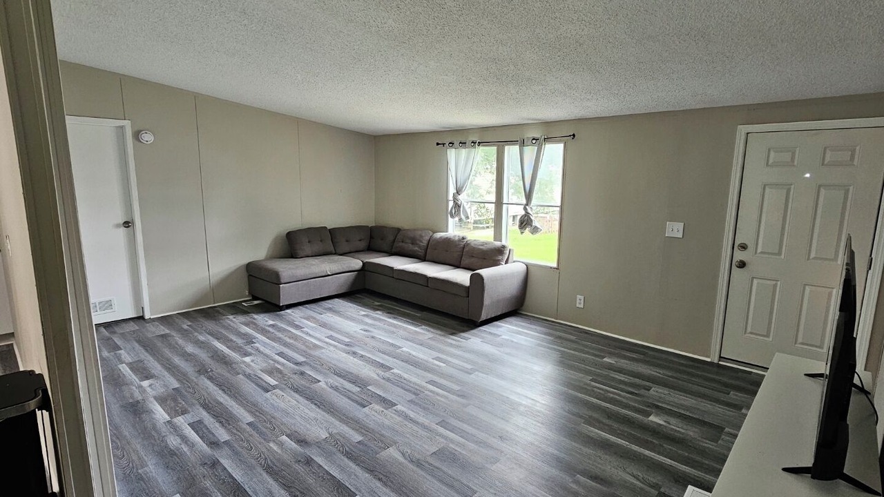 Photo of Livingroom in Rocky Mount