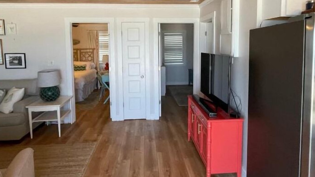 Photo of Livingroom in McCutcheon Field