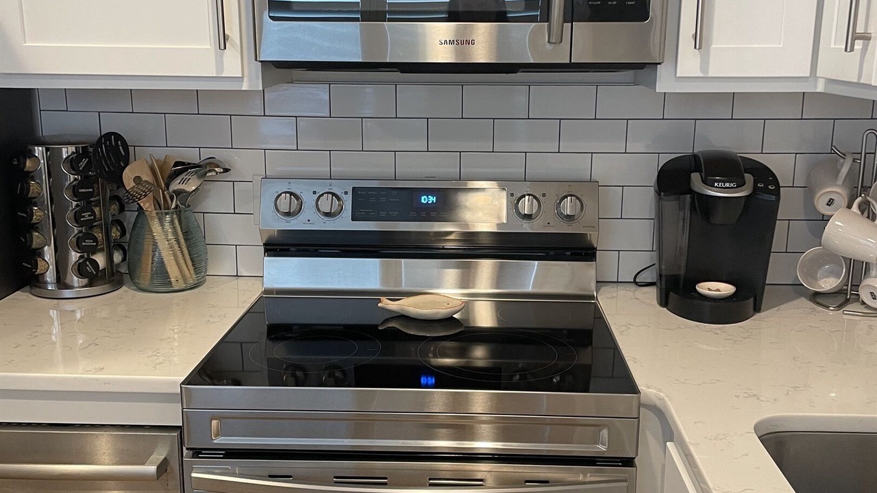 Photo of Kitchen in McCutcheon Field