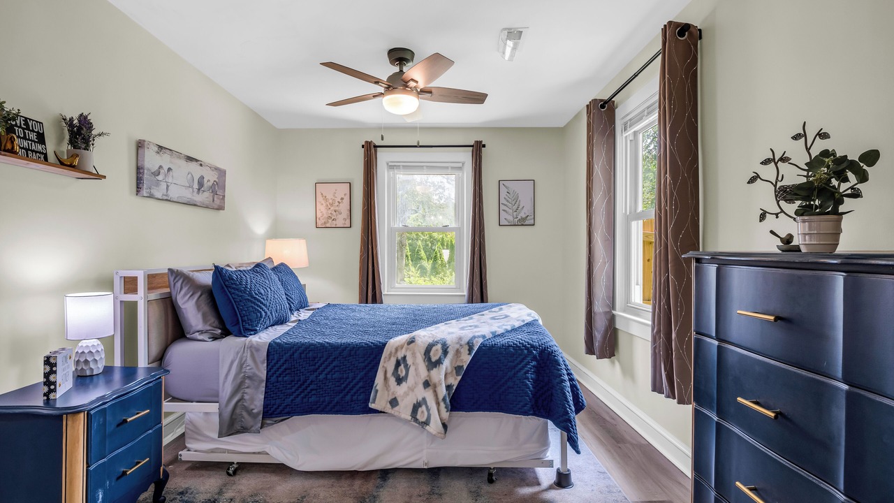 Photo of Bedroom in Hendersonville
