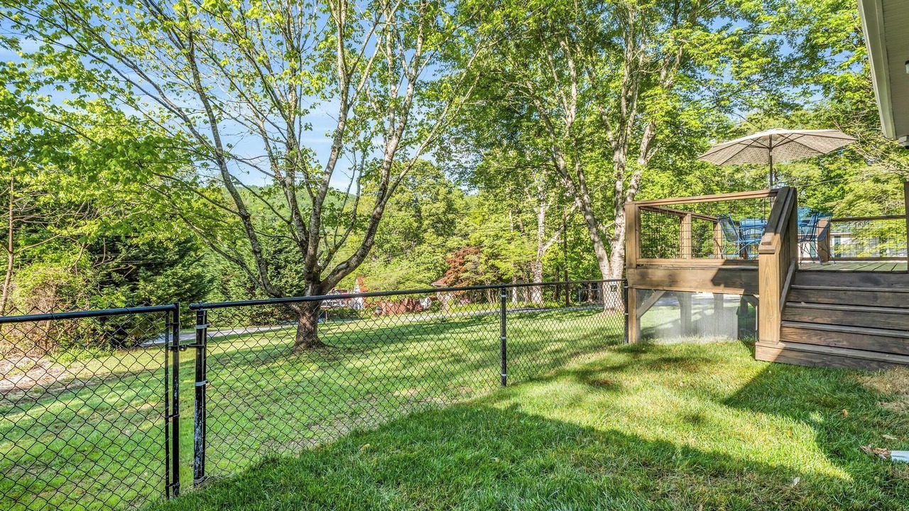 Photo of Outdoor in Hendersonville