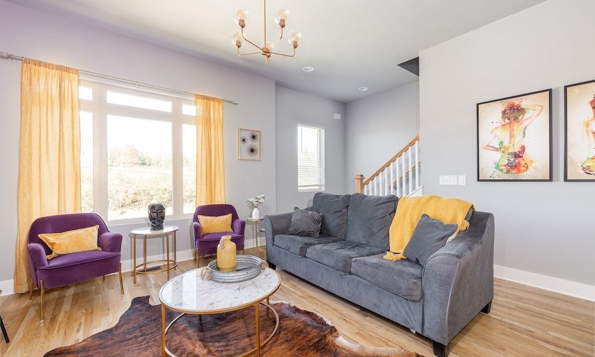 Photo of Livingroom in Haynes Area