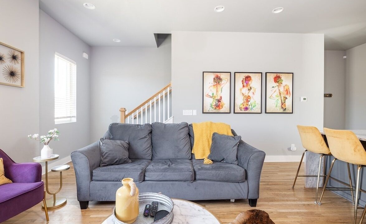 Photo of Livingroom in Haynes Area