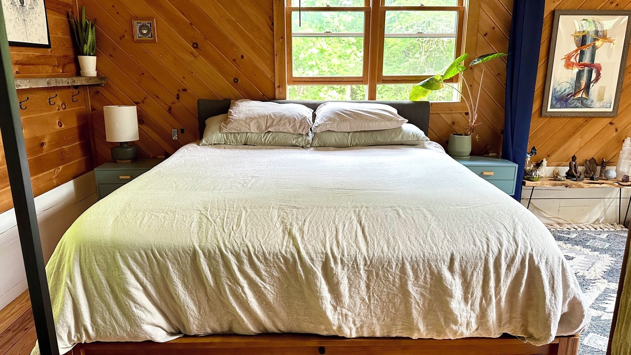Photo of Bedroom in Old Fort