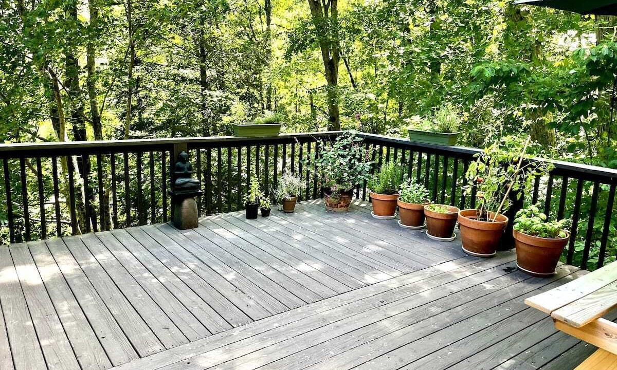Photo of Patio Balcony in Old Fort