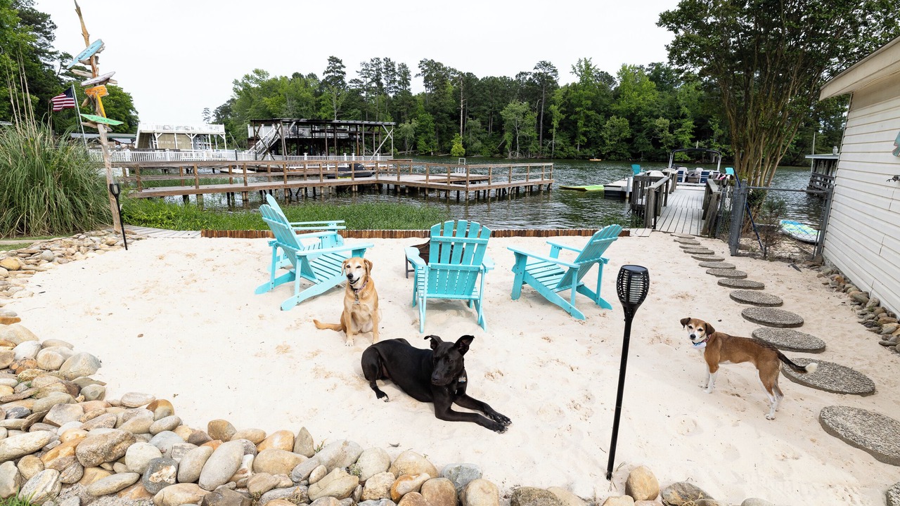 Photo of Outdoor in New London