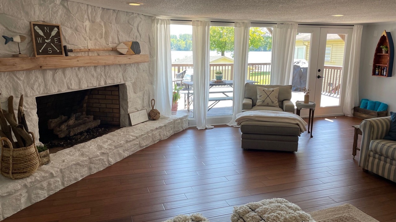 Photo of Livingroom in New London