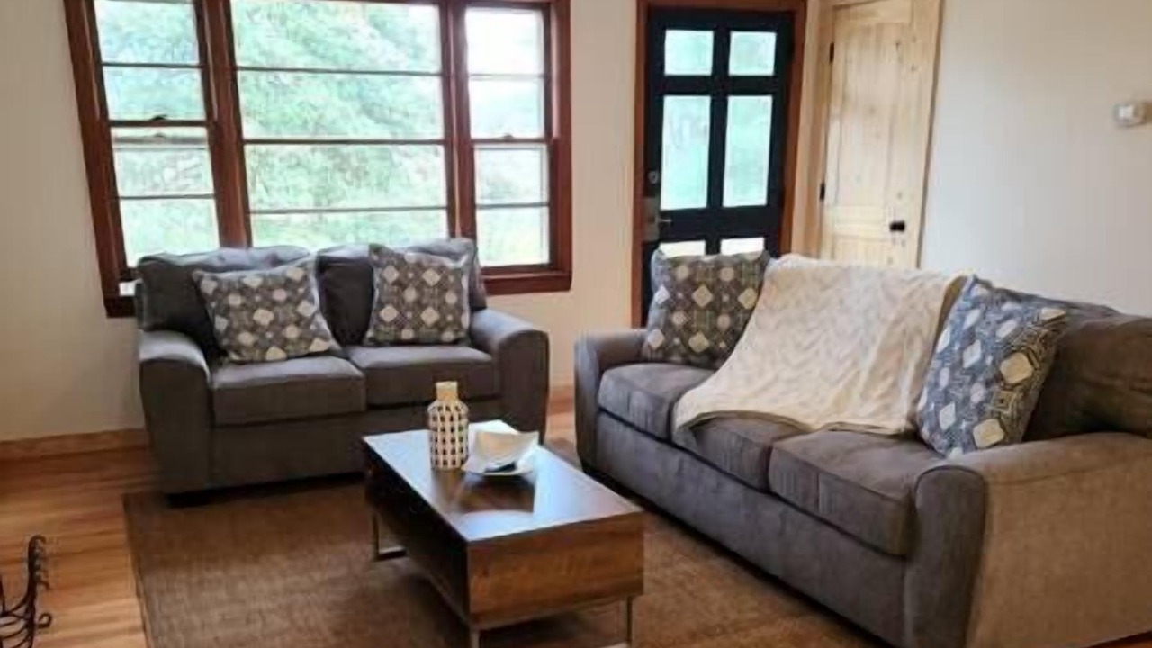Photo of Bedroom in Hamptonville