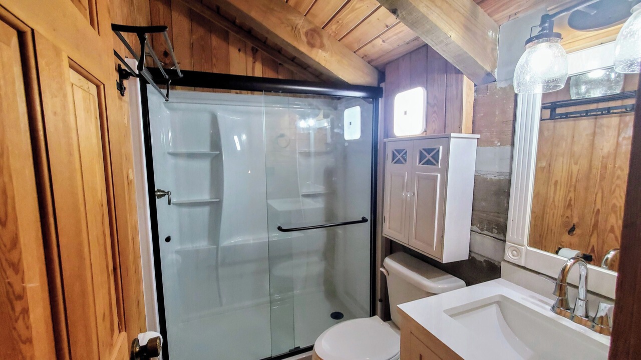Photo of Bathroom in Elizabethtown