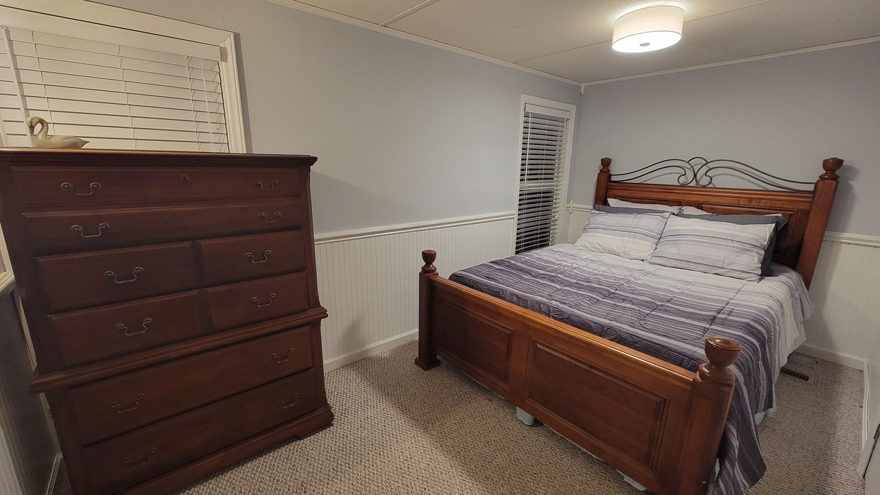 Photo of Bedroom in New London