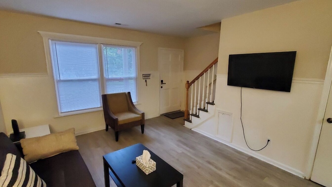 Photo of Livingroom in Southwest Raleigh