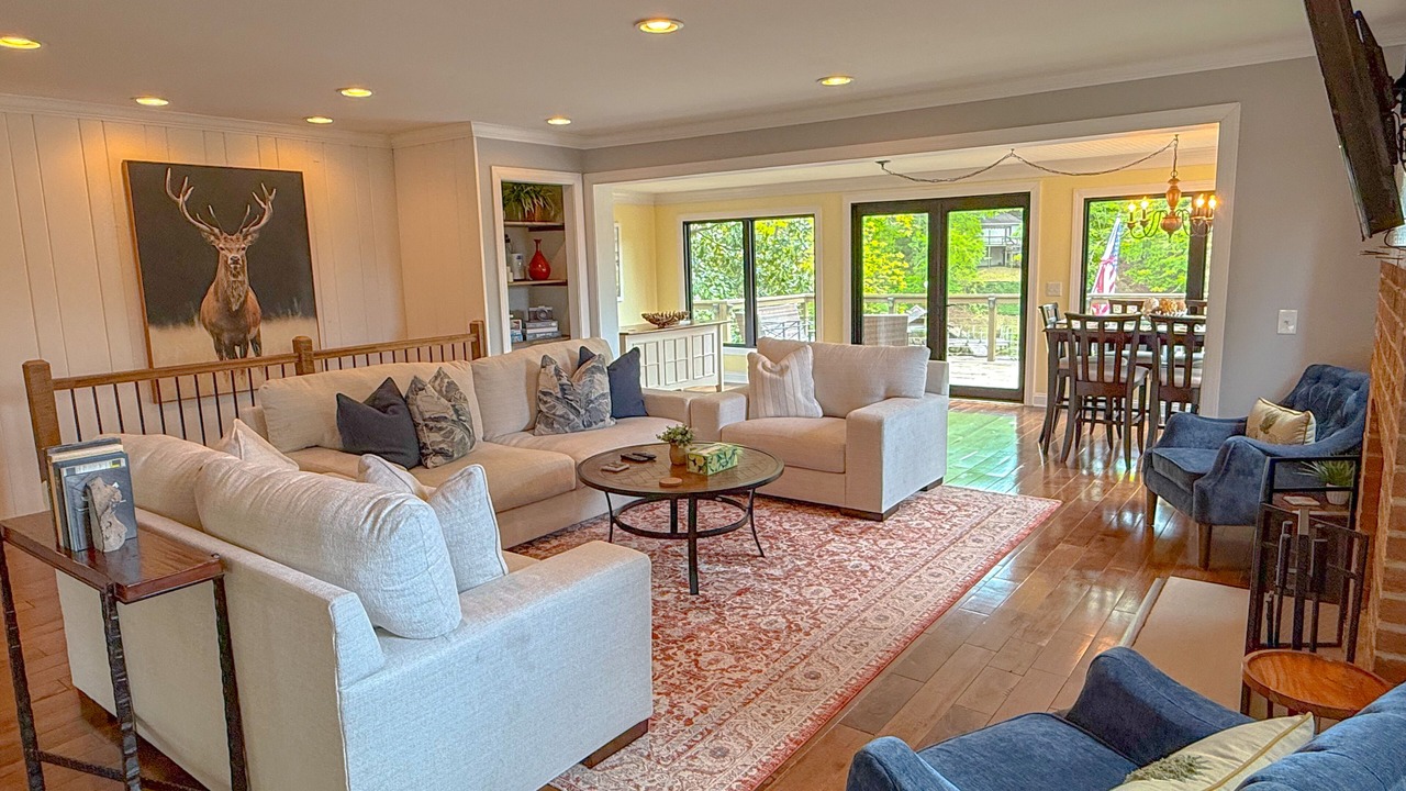 Photo of Livingroom in Belmont