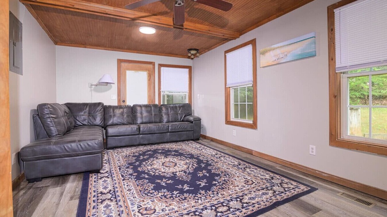 Photo of Livingroom in Waxhaw