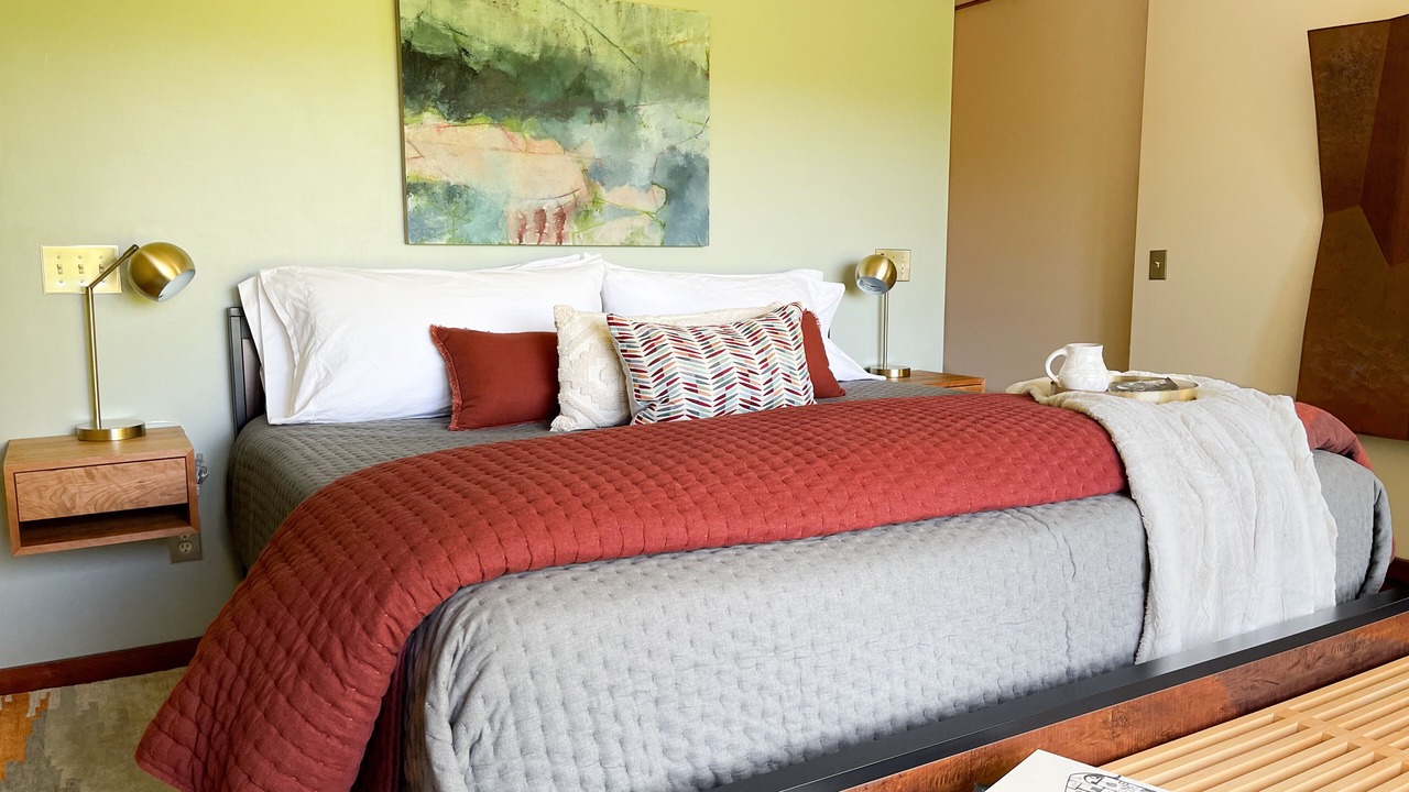 Photo of Bedroom in Bakersville